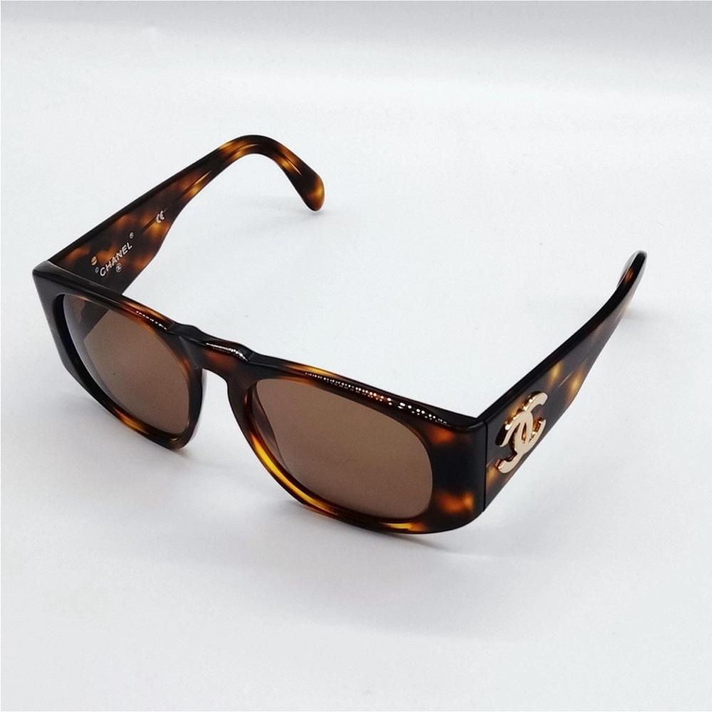 CHANEL Tortoise Shell Sunglasses with Brown Lenses